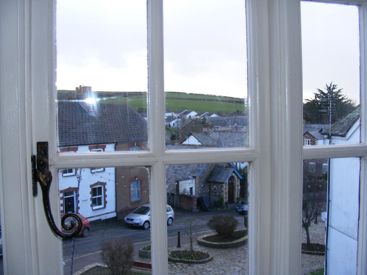 The Tree Inn Bude Eksteriør billede